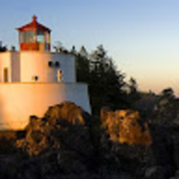 Meet your Posher, Melissa - Picture 1 of 1